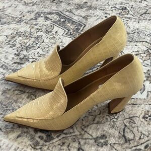 The Fold London cream crocodile embossed pointed toe heels size 38